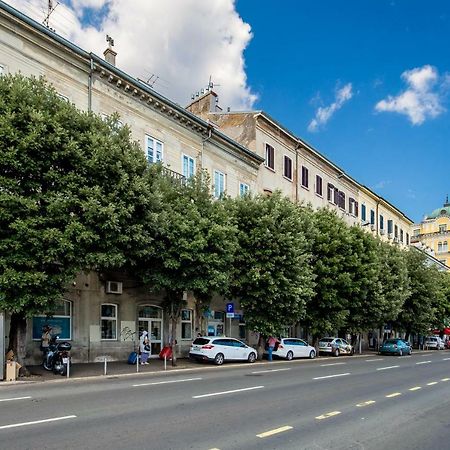 Apartments Carpathia Rijeka Buitenkant foto