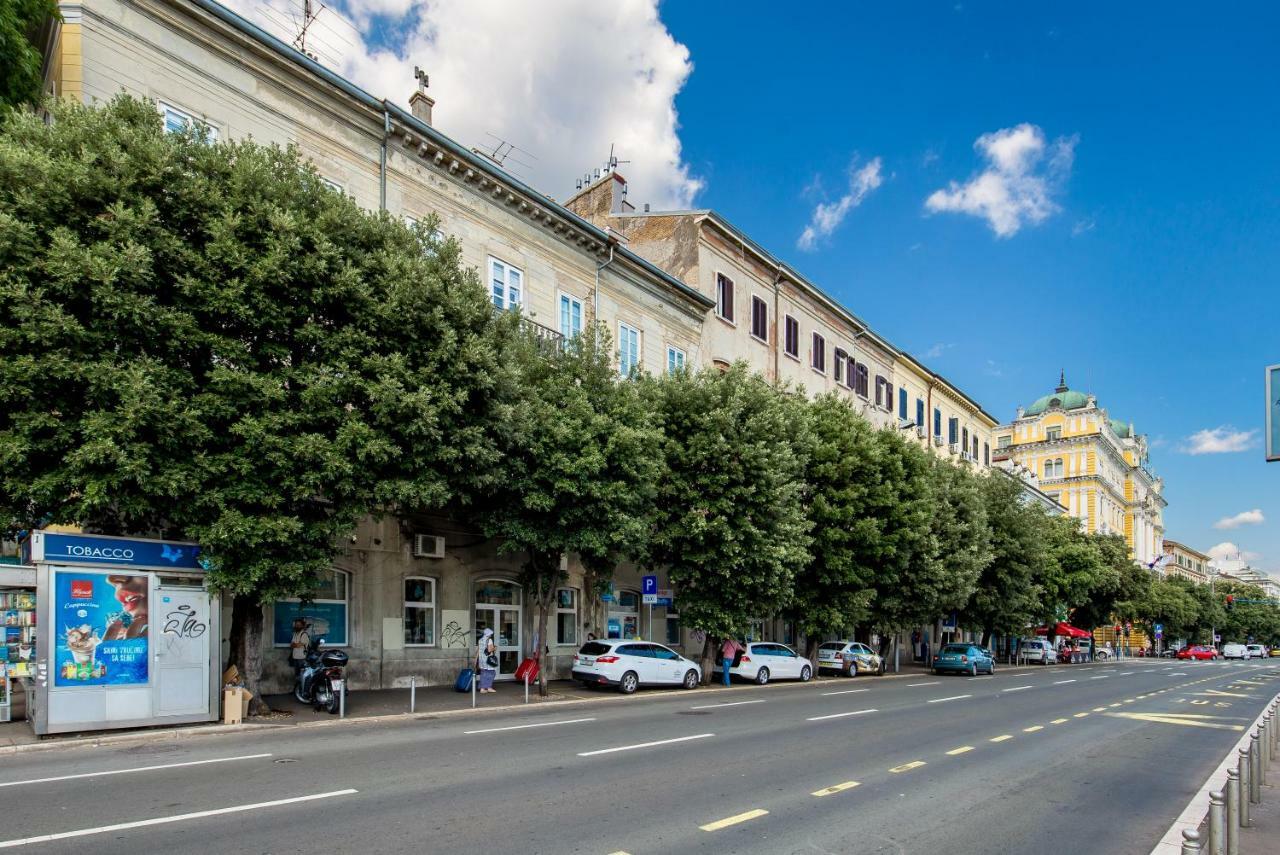 Apartments Carpathia Rijeka Buitenkant foto