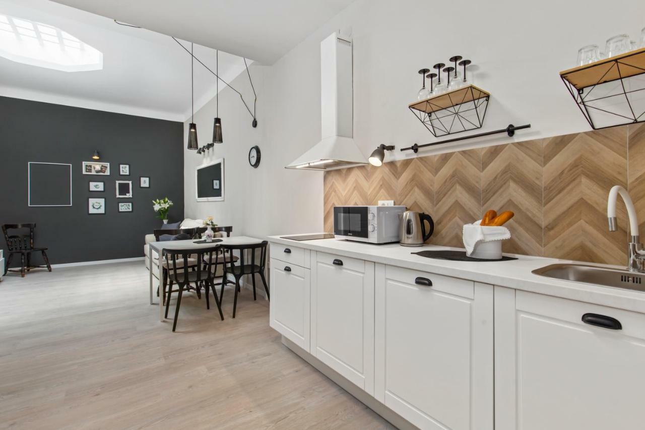Apartments Carpathia Rijeka Buitenkant foto